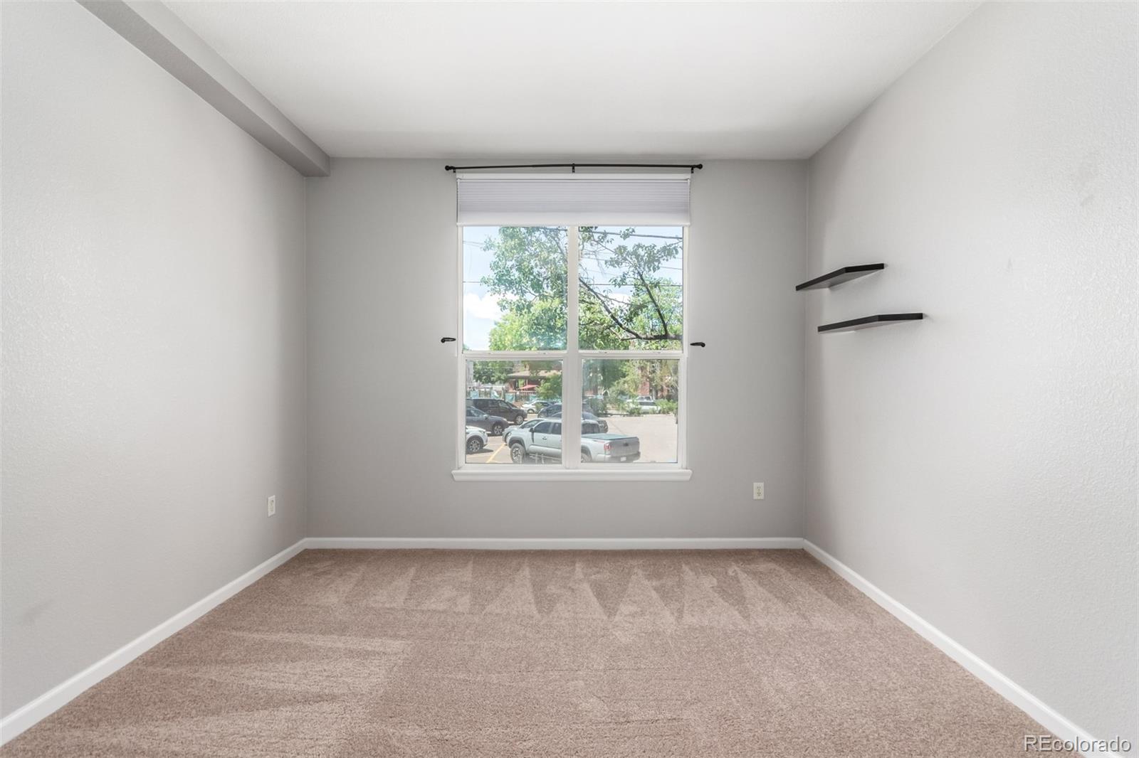 MLS Image #18 for 1521  vine street,denver, Colorado