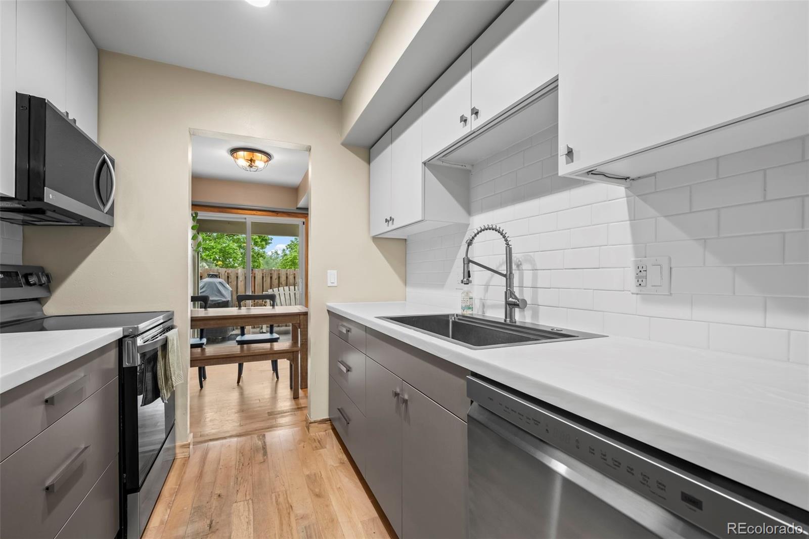 MLS Image #10 for 8738  chase drive,arvada, Colorado