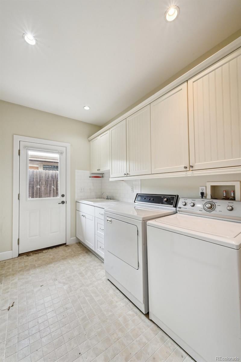 MLS Image #10 for 2957 s york street,denver, Colorado