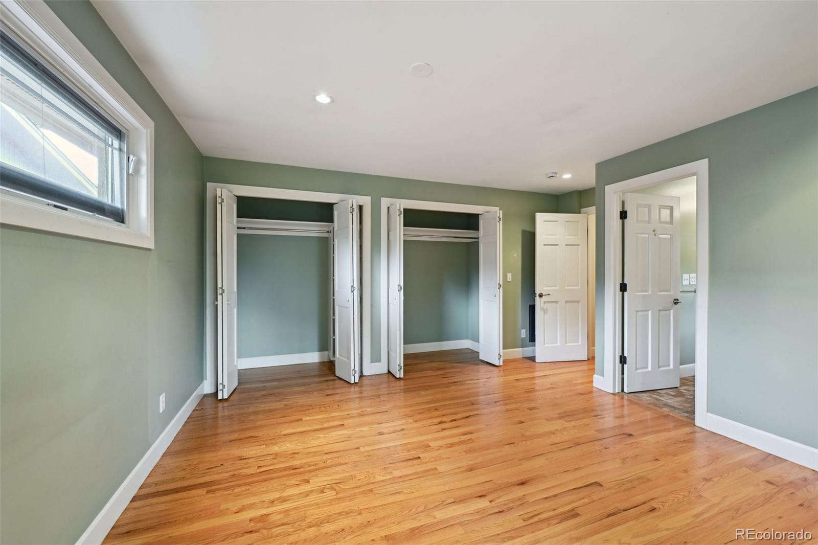 MLS Image #12 for 2957 s york street,denver, Colorado