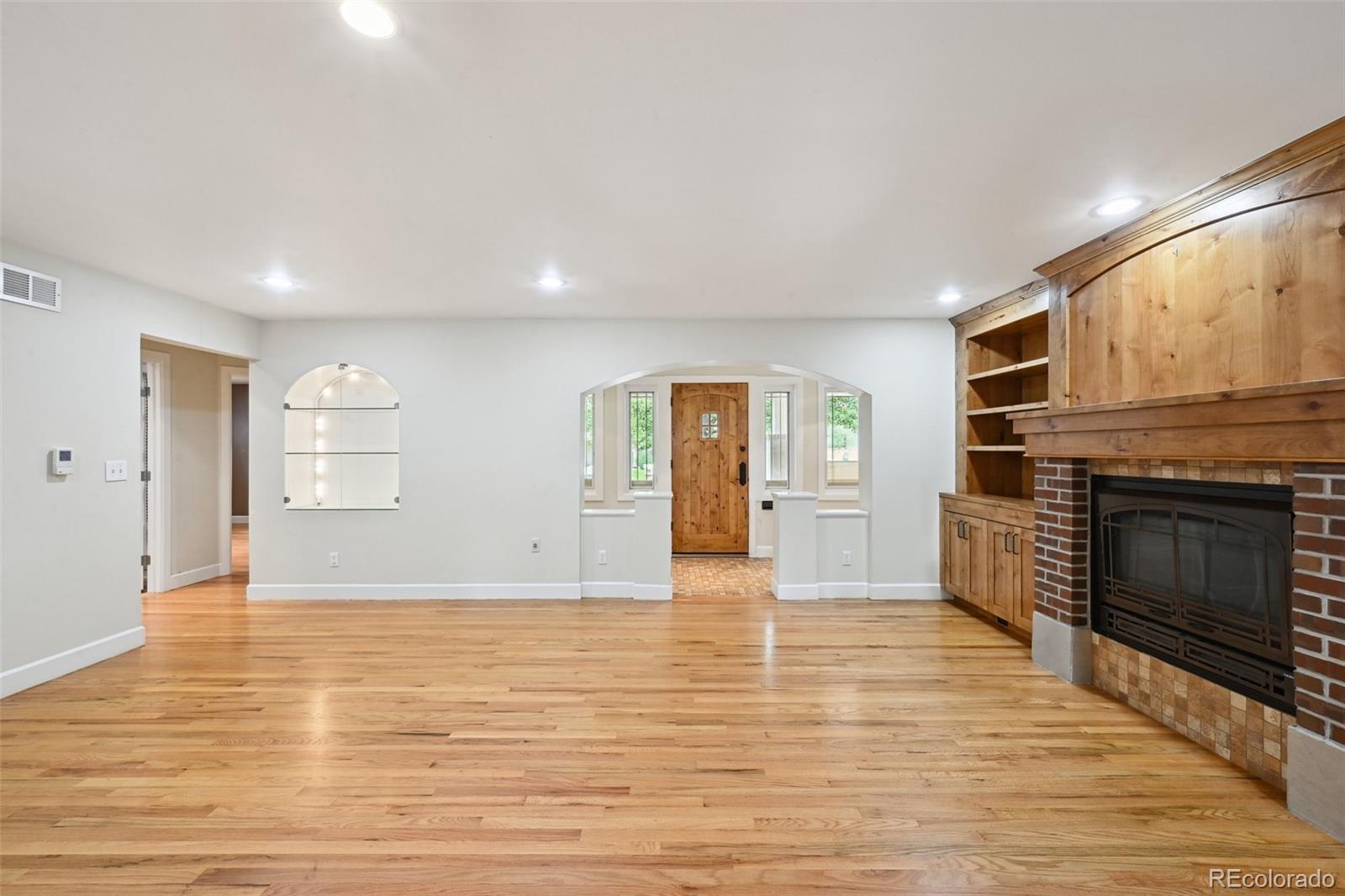 MLS Image #2 for 2957 s york street,denver, Colorado