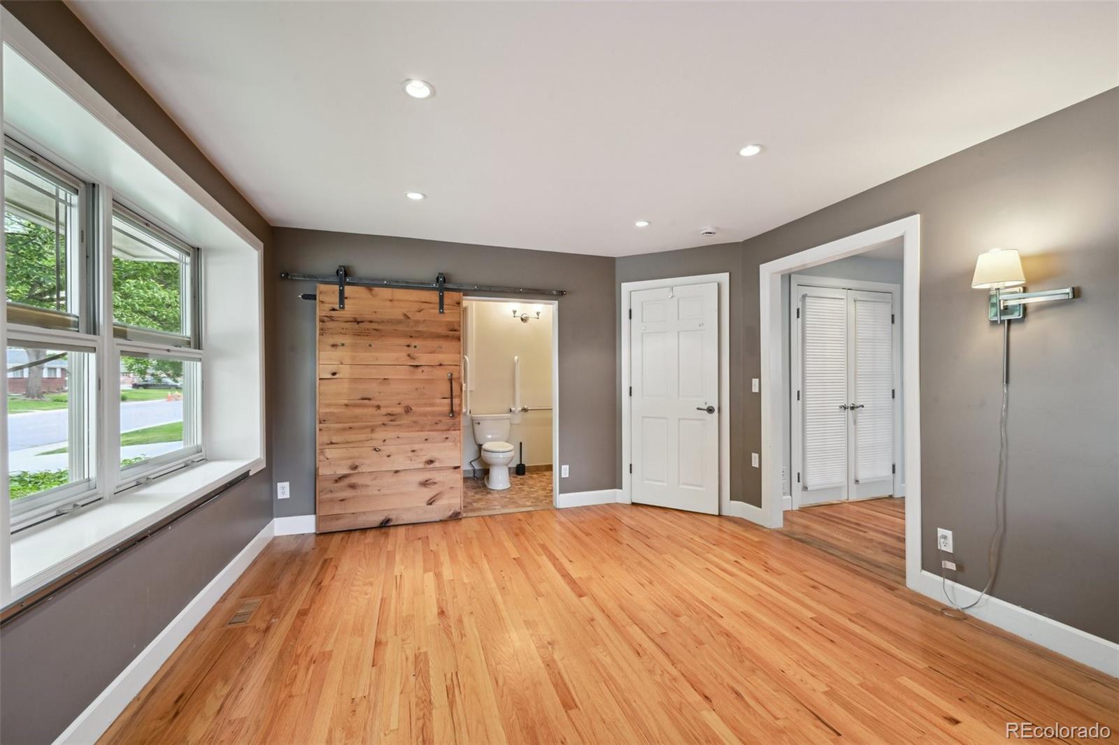 MLS Image #20 for 2957 s york street,denver, Colorado
