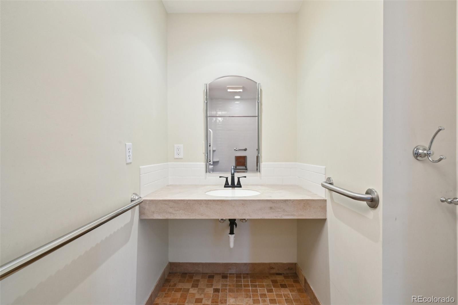MLS Image #22 for 2957 s york street,denver, Colorado