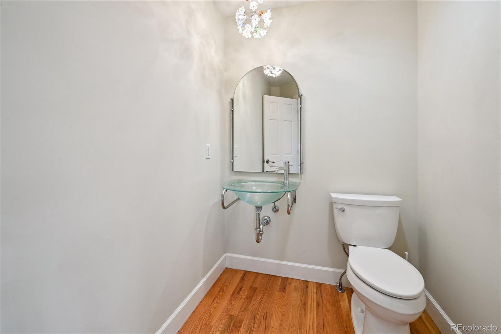 MLS Image #9 for 2957 s york street,denver, Colorado