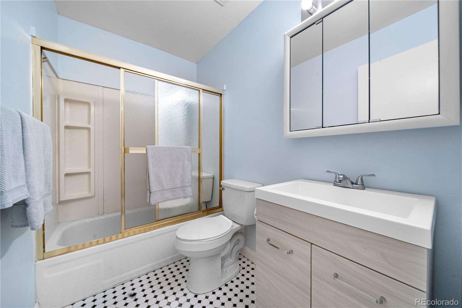 MLS Image #15 for 8738  chase drive,arvada, Colorado