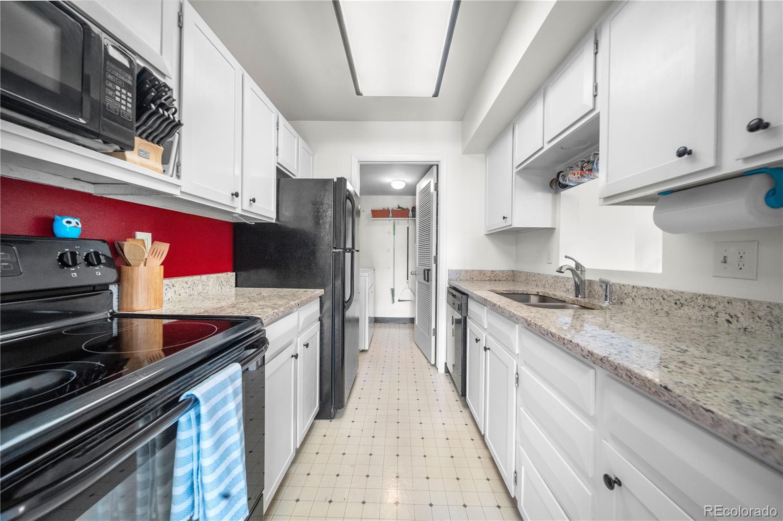 MLS Image #9 for 8738  chase drive,arvada, Colorado