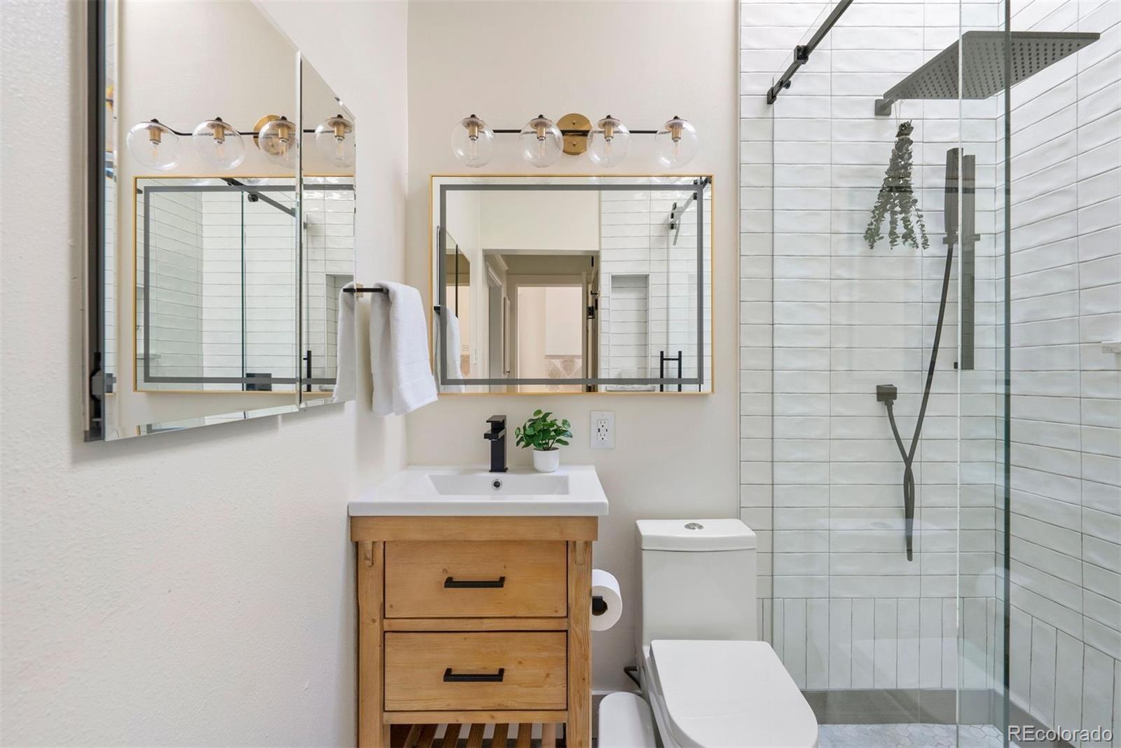 MLS Image #17 for 480 s grant street,denver, Colorado