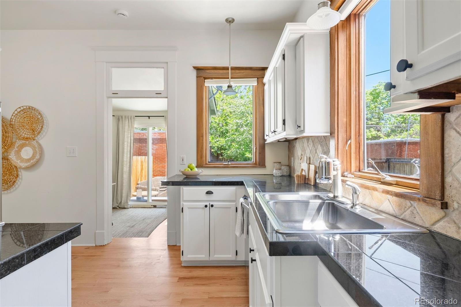 MLS Image #20 for 480 s grant street,denver, Colorado