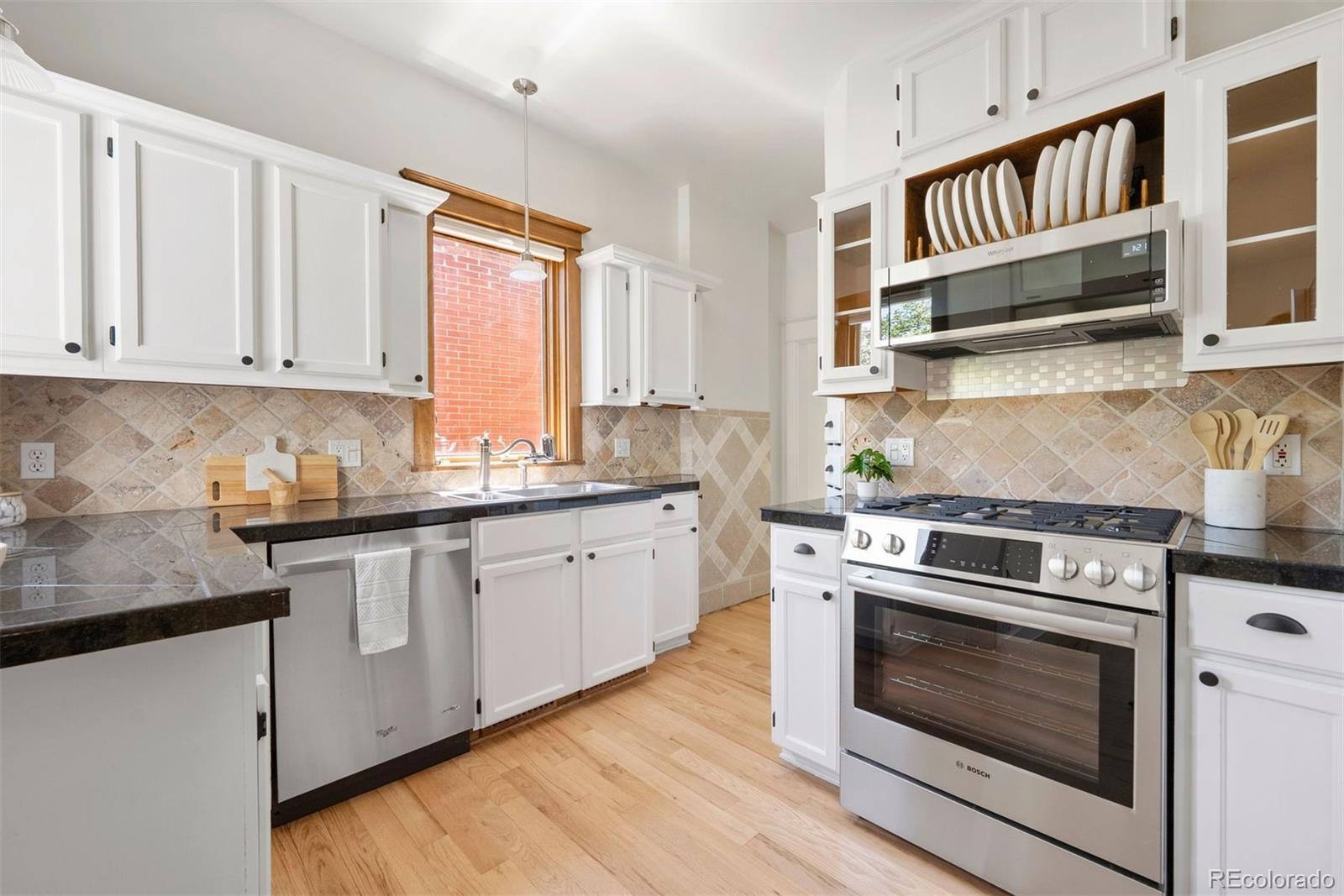 MLS Image #4 for 480 s grant street,denver, Colorado