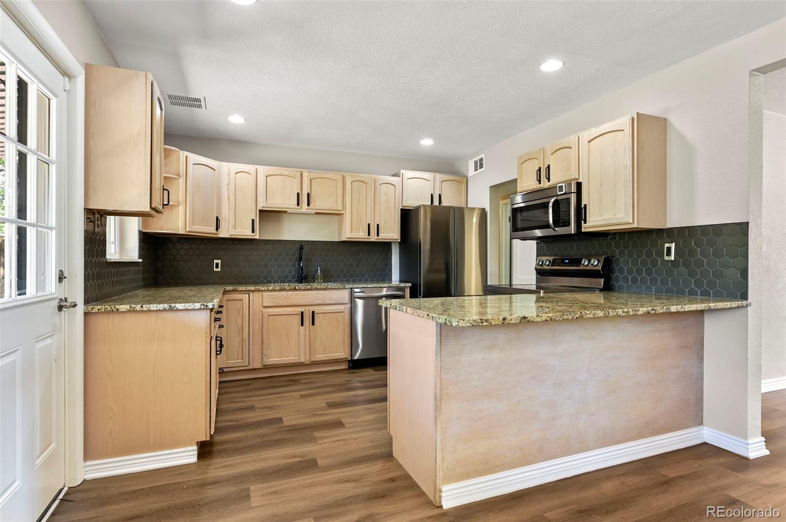 MLS Image #13 for 971  ursula street,aurora, Colorado
