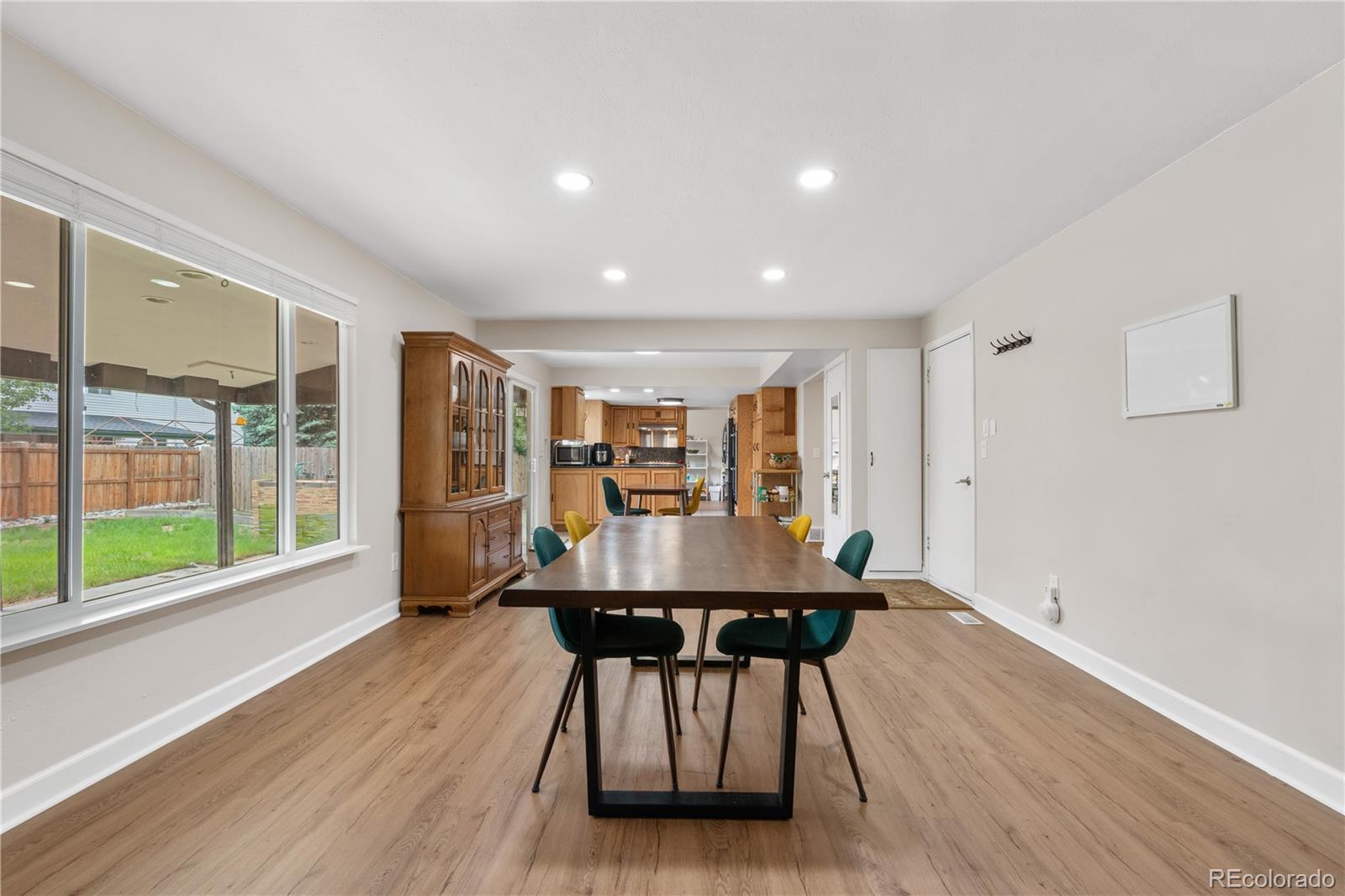 MLS Image #10 for 1758 s tucson street,aurora, Colorado