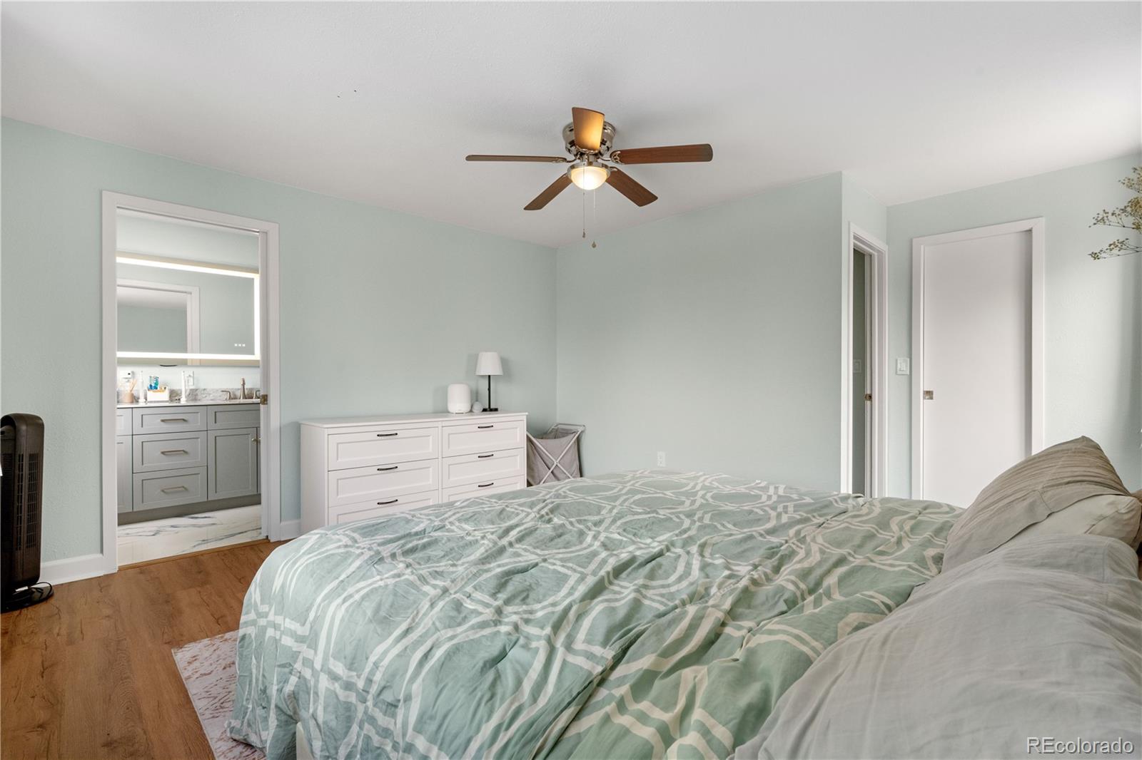MLS Image #25 for 1758 s tucson street,aurora, Colorado