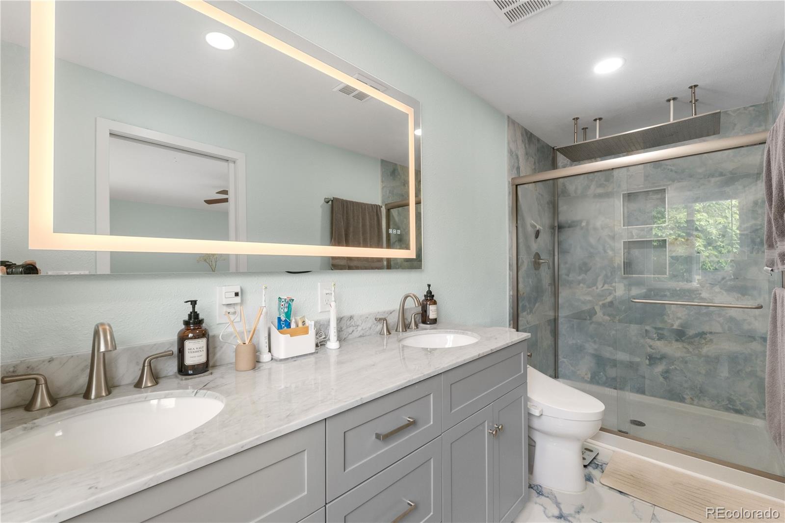MLS Image #27 for 1758 s tucson street,aurora, Colorado