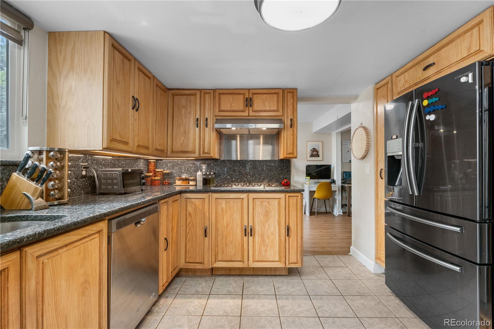 MLS Image #3 for 1758 s tucson street,aurora, Colorado