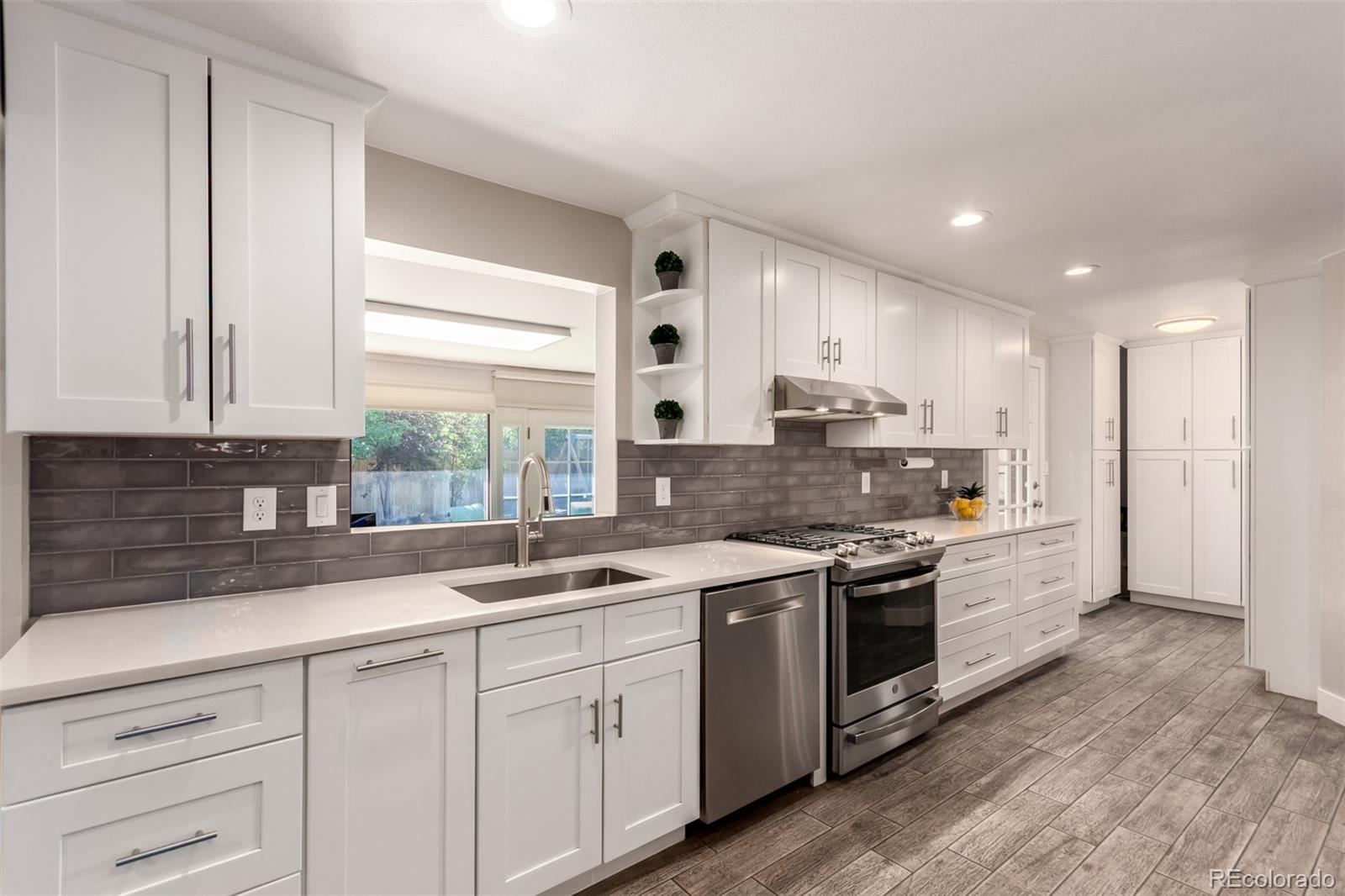 MLS Image #5 for 6572 e dakota avenue,denver, Colorado