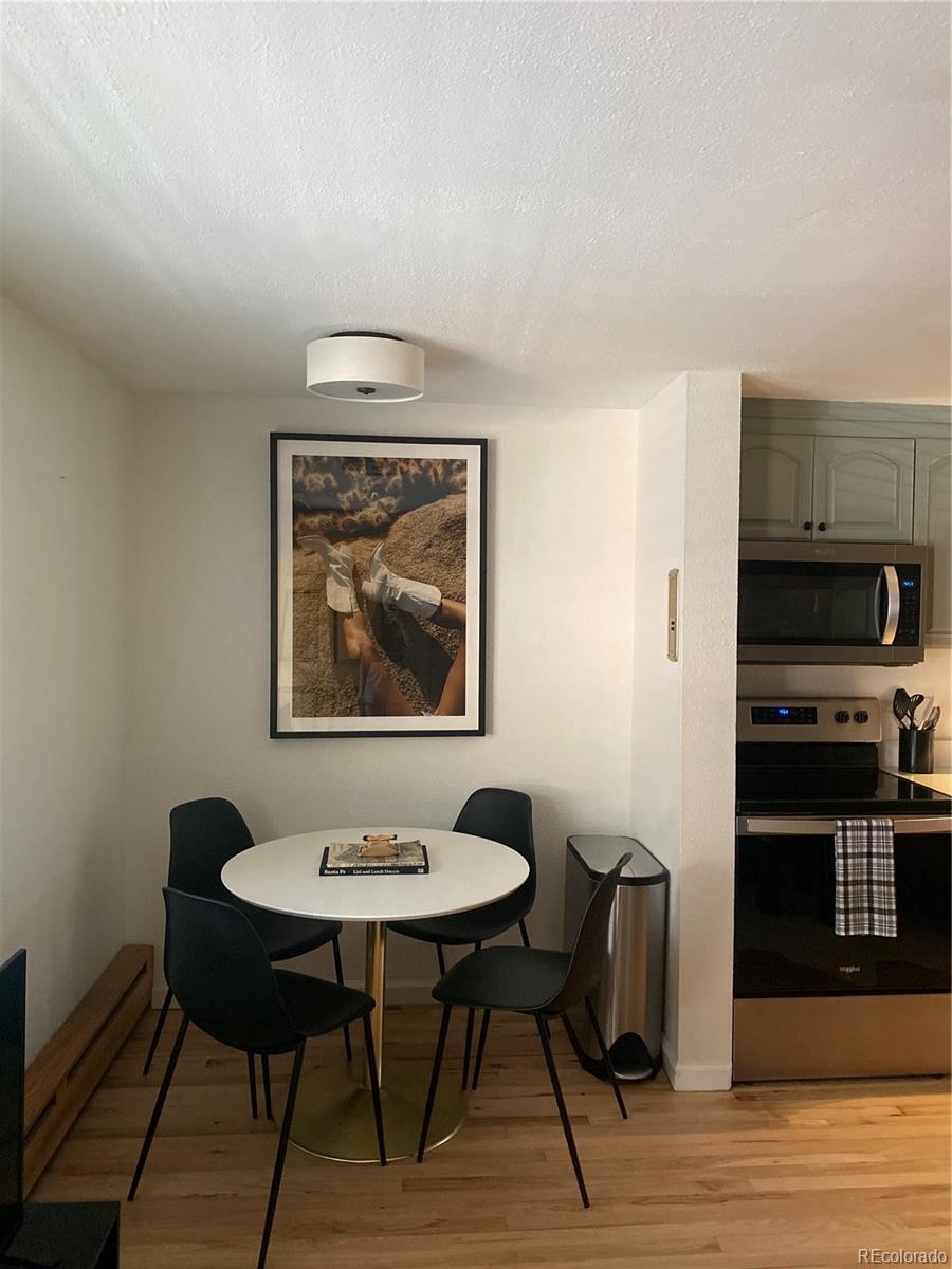 MLS Image #3 for 155 s pennsylvania street 209,denver, Colorado
