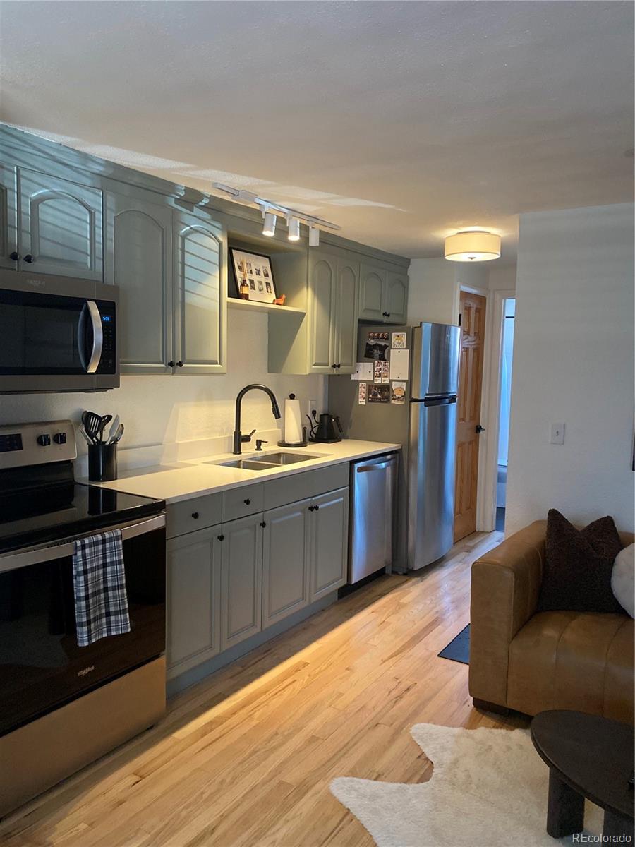 MLS Image #4 for 155 s pennsylvania street 209,denver, Colorado