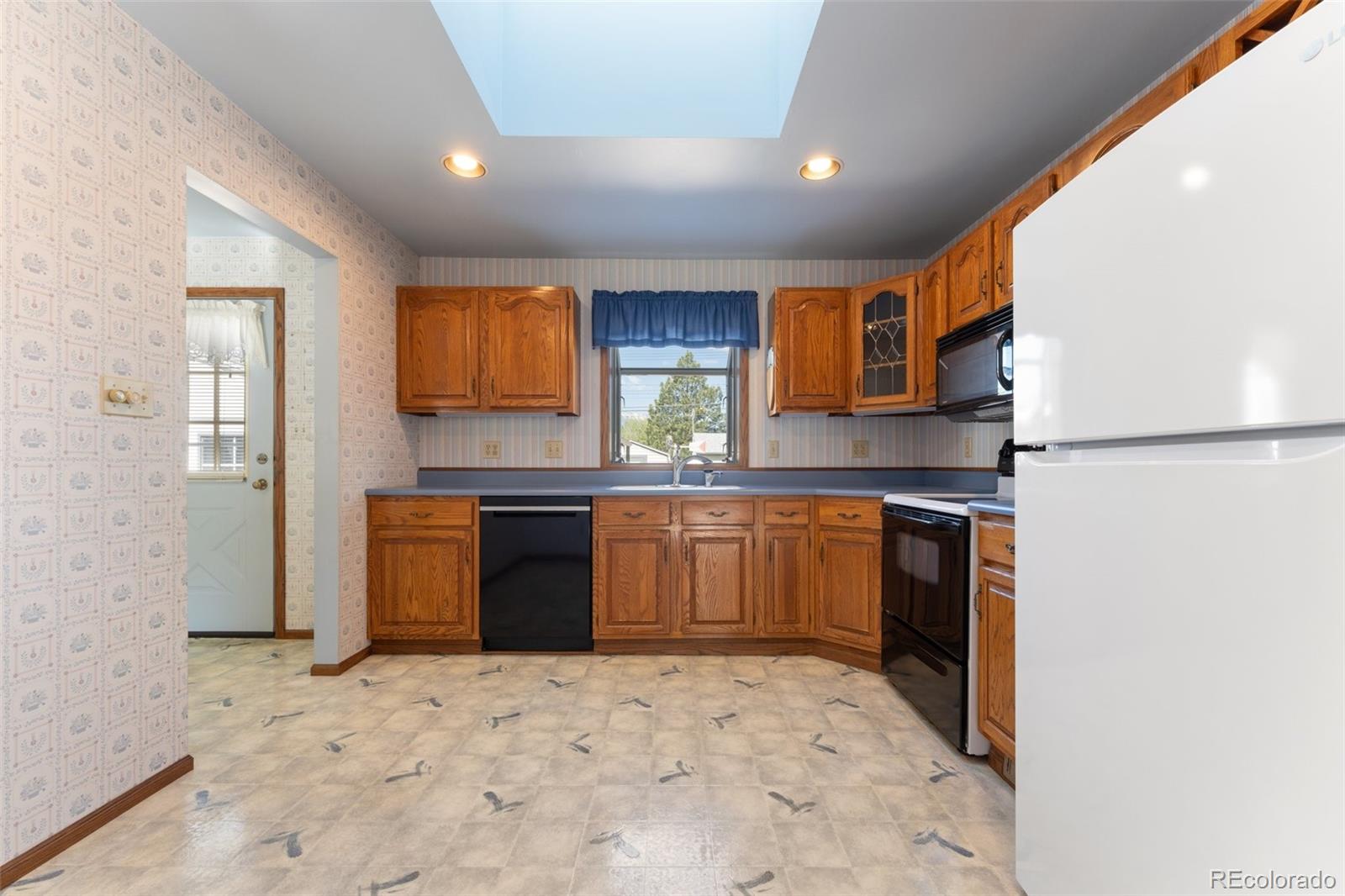 MLS Image #12 for 2436 n wahsatch avenue,colorado springs, Colorado
