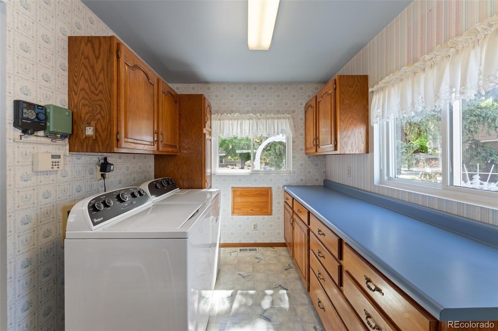 MLS Image #14 for 2436 n wahsatch avenue,colorado springs, Colorado