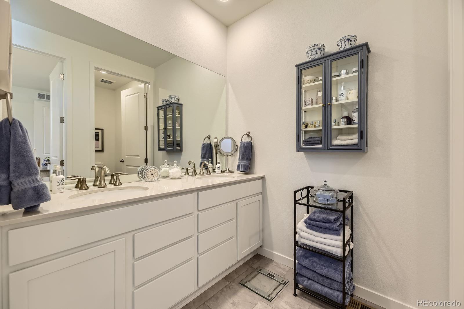 MLS Image #15 for 15919  xanthia way,thornton, Colorado
