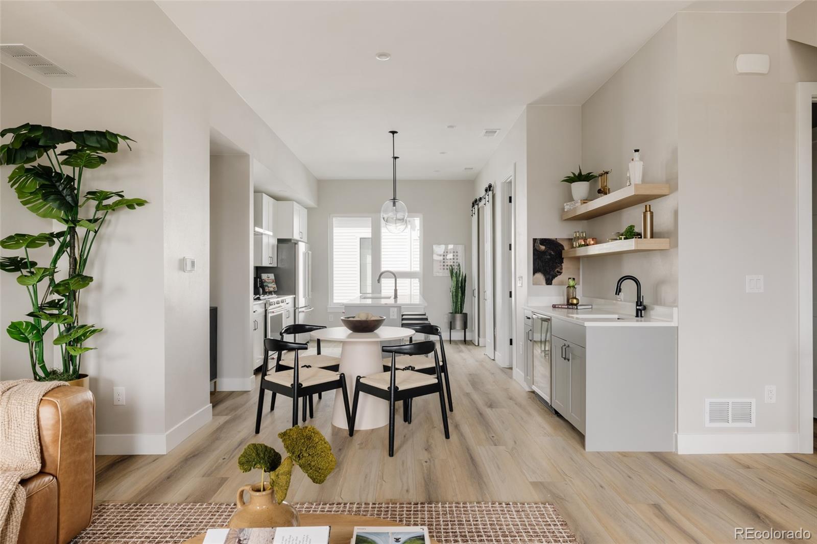 MLS Image #8 for 8280 e 36th avenue,denver, Colorado