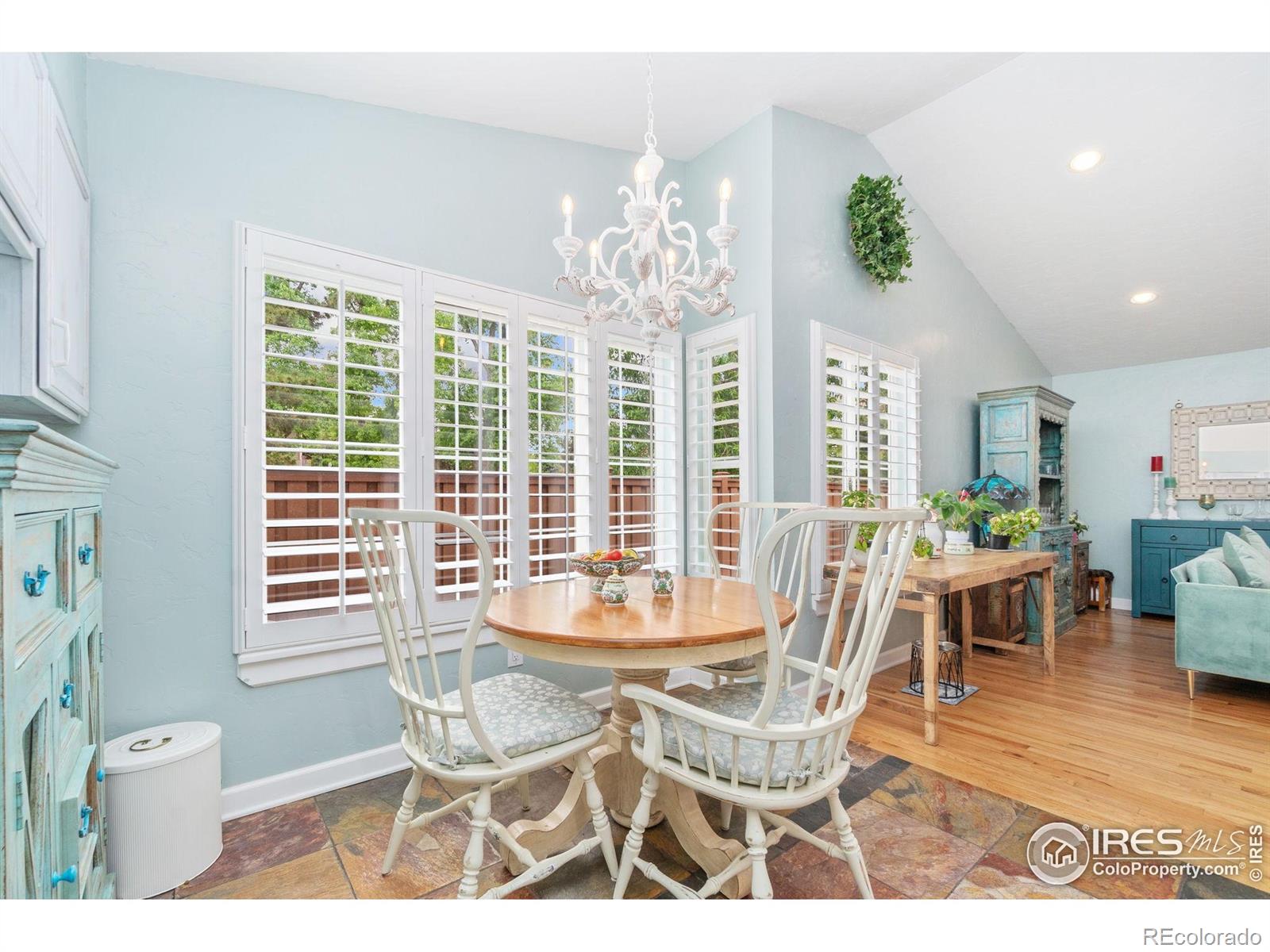 MLS Image #13 for 8200 s locust way,centennial, Colorado