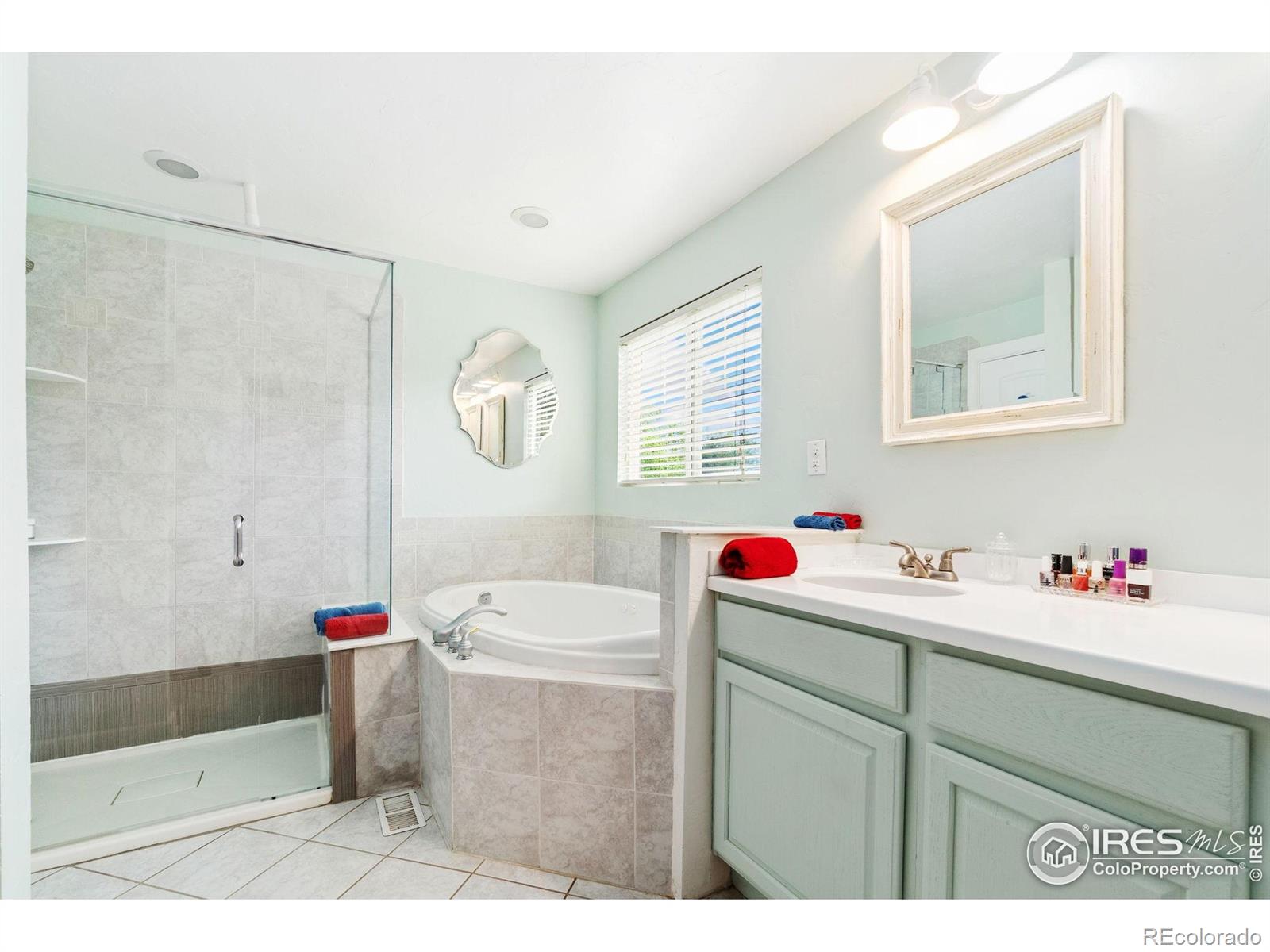 MLS Image #18 for 8200 s locust way,centennial, Colorado