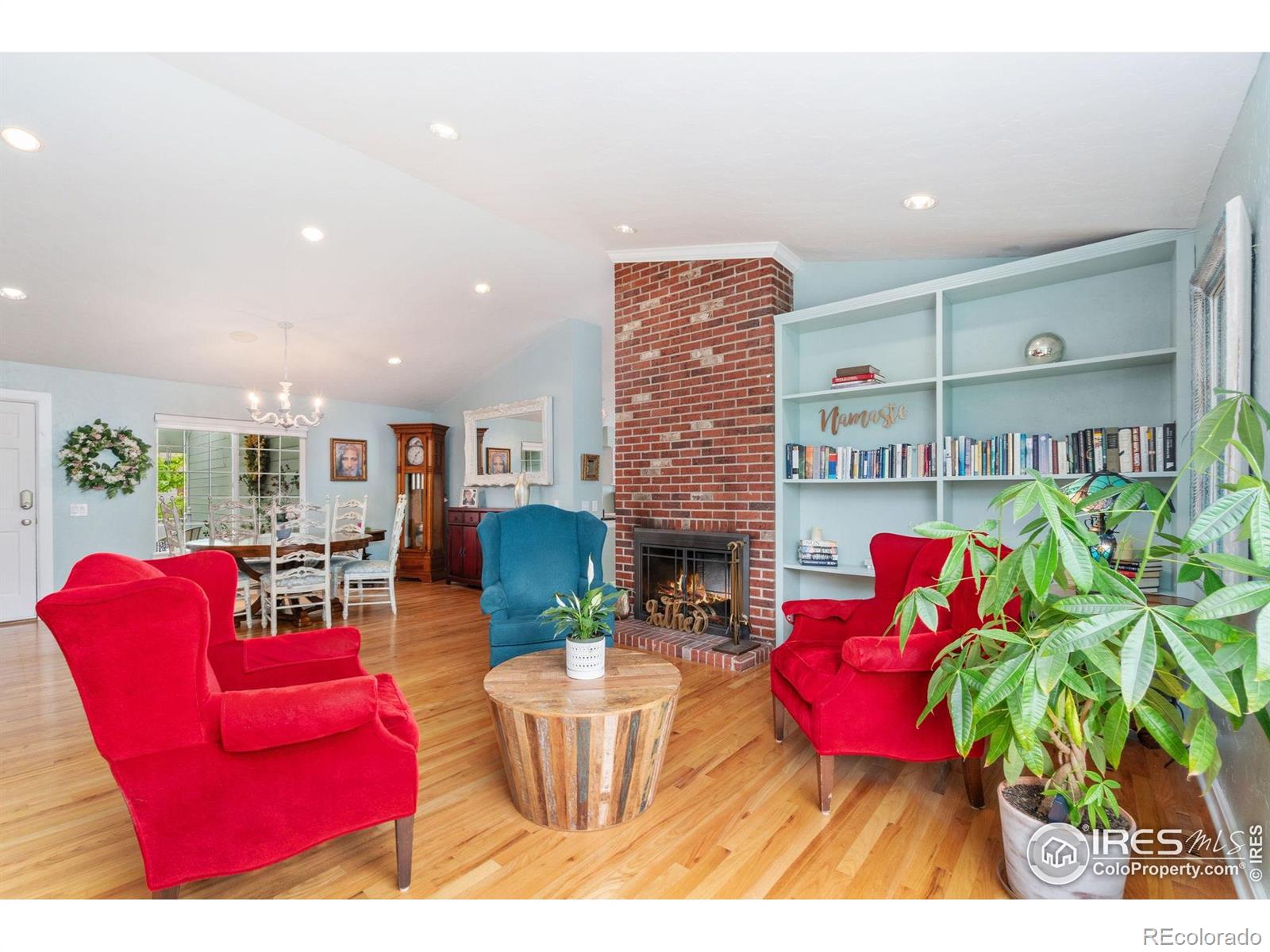 MLS Image #8 for 8200 s locust way,centennial, Colorado