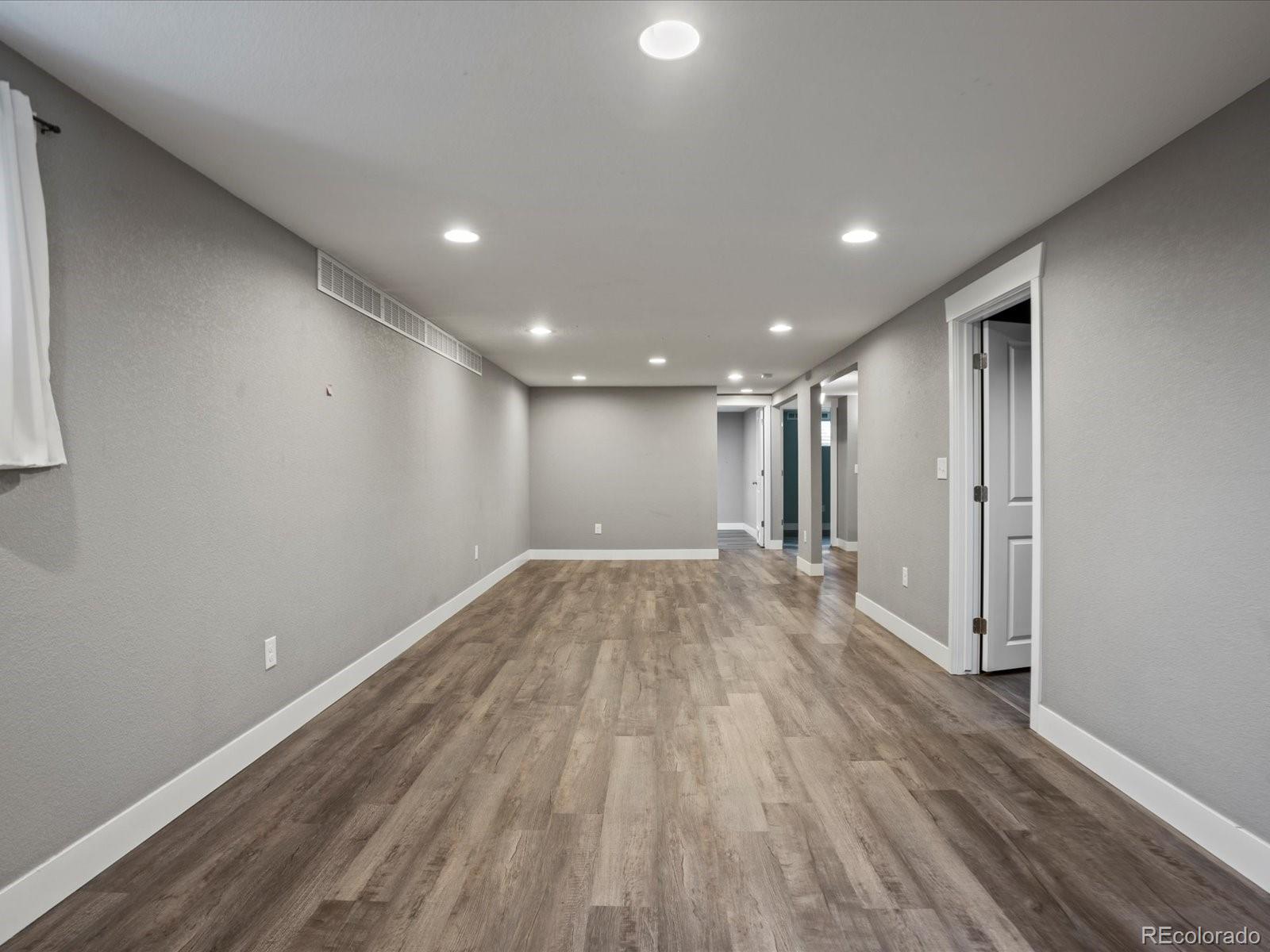 MLS Image #22 for 6943  oak way,arvada, Colorado