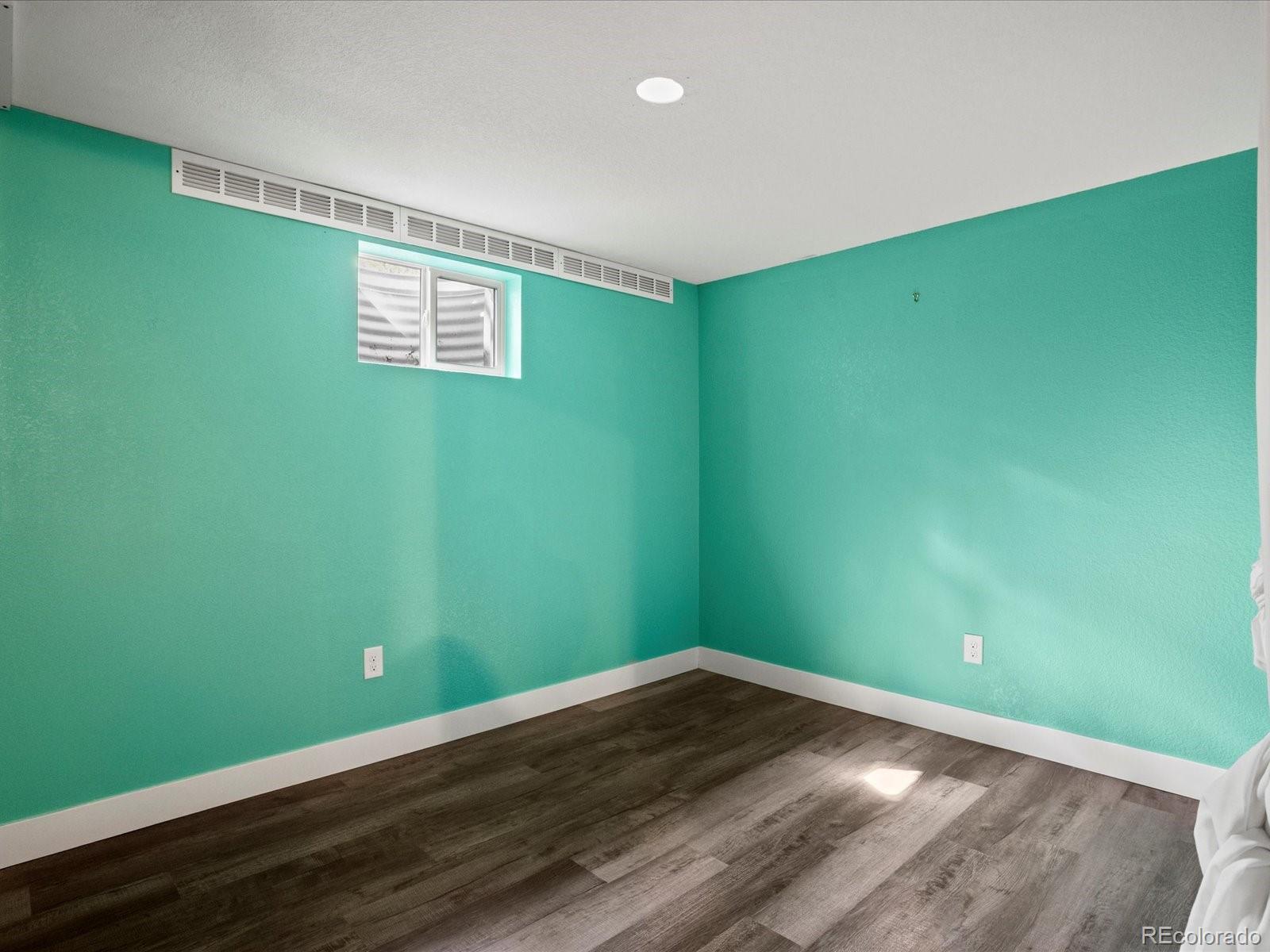 MLS Image #28 for 6943  oak way,arvada, Colorado