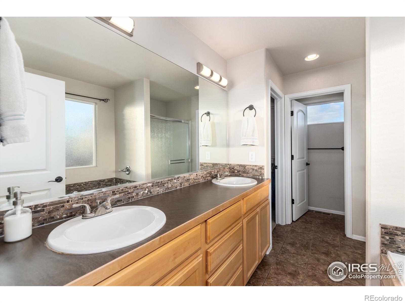 MLS Image #17 for 318  juniper street,johnstown, Colorado