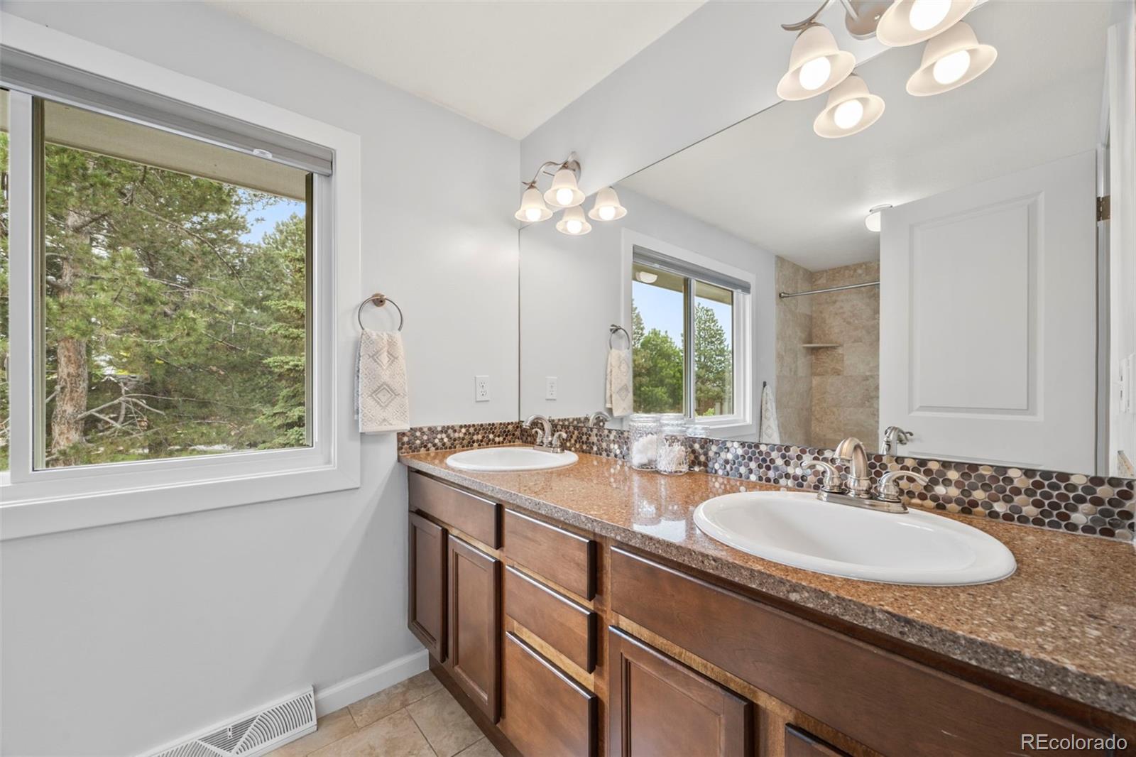 MLS Image #23 for 5991 s eudora way,centennial, Colorado