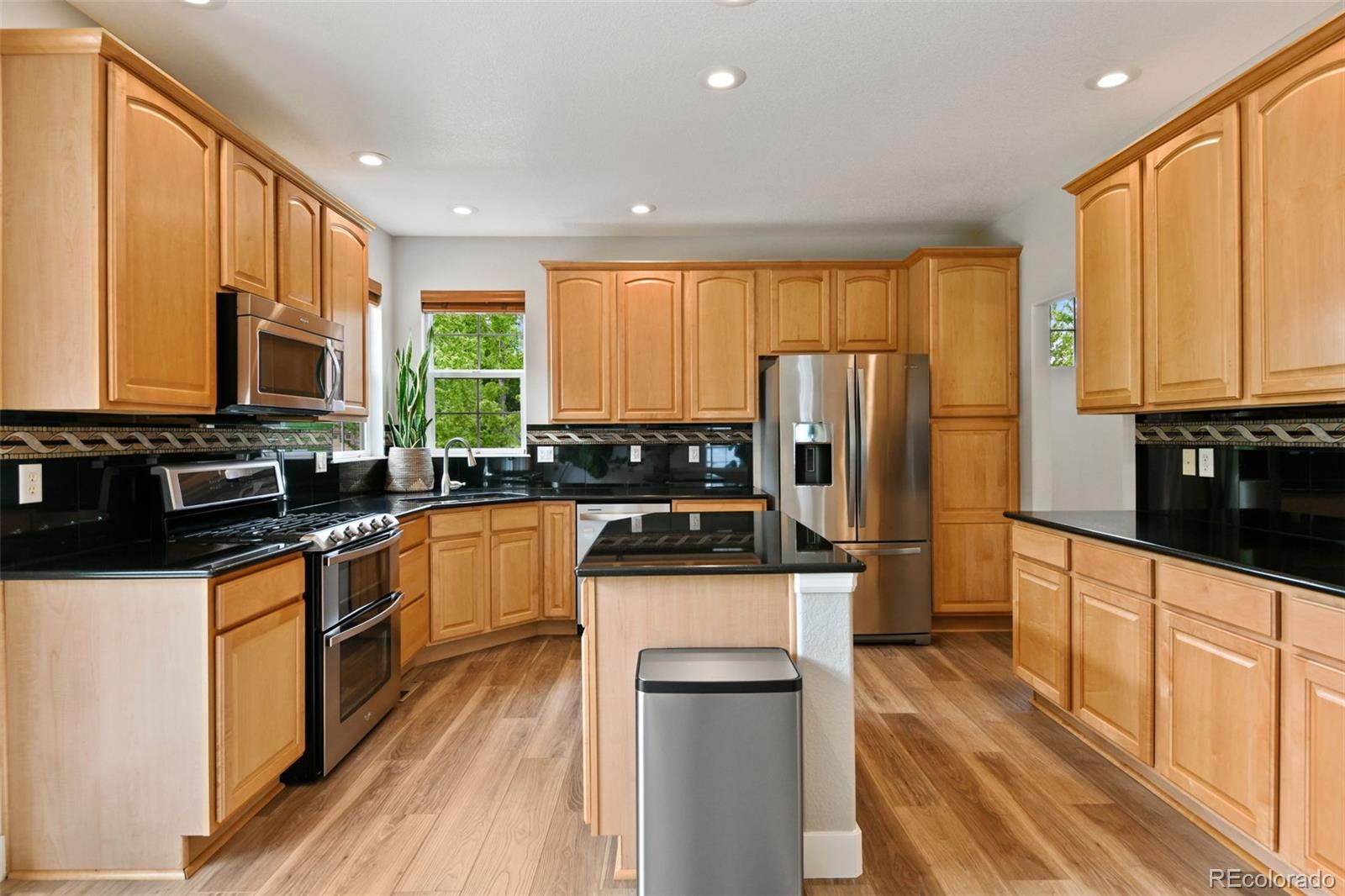 MLS Image #13 for 14675  golden eagle run,broomfield, Colorado