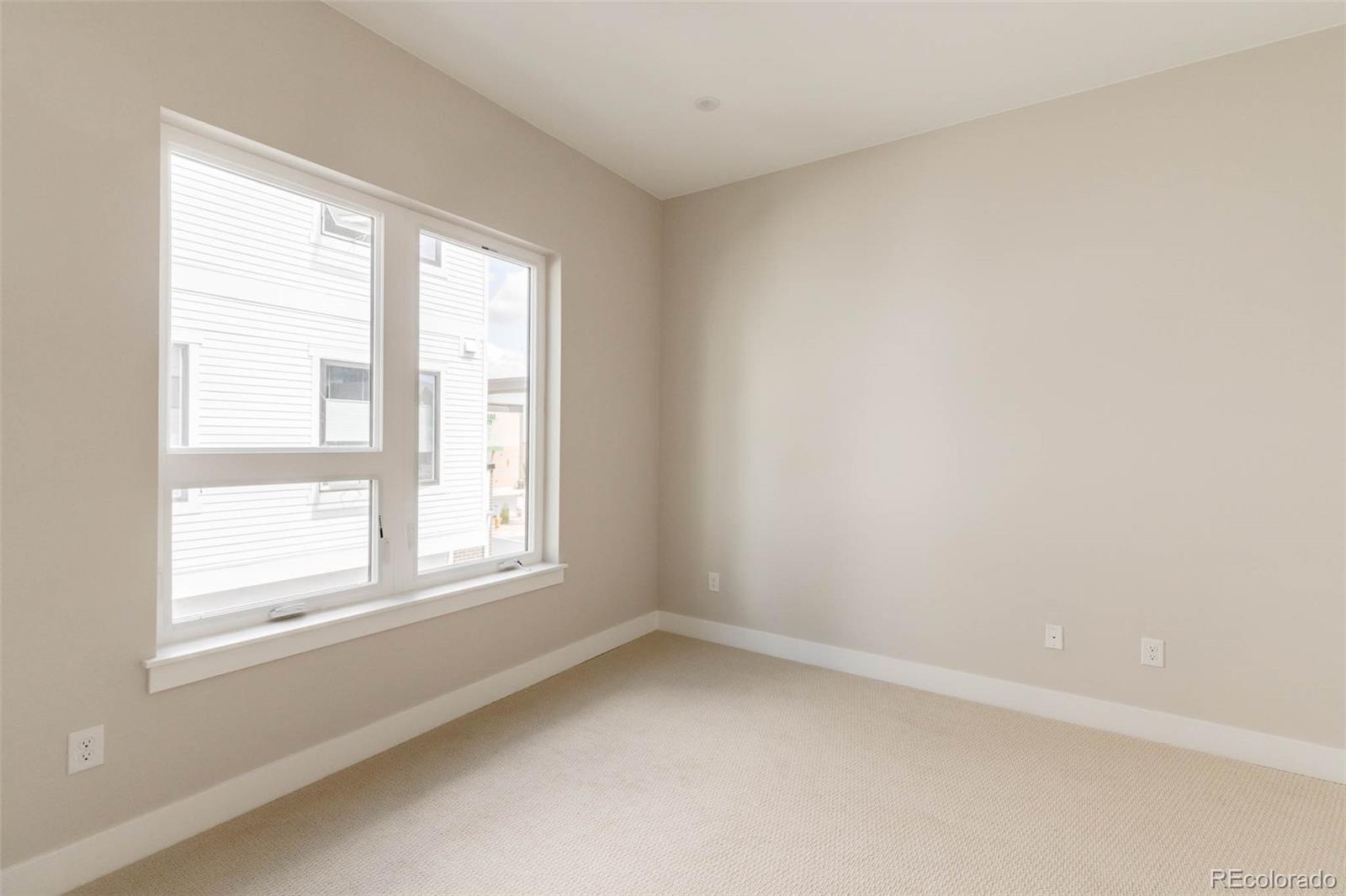 MLS Image #24 for 8260 e 36th avenue,denver, Colorado