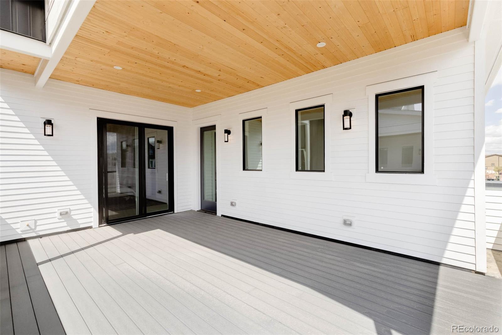MLS Image #27 for 8260 e 36th avenue,denver, Colorado