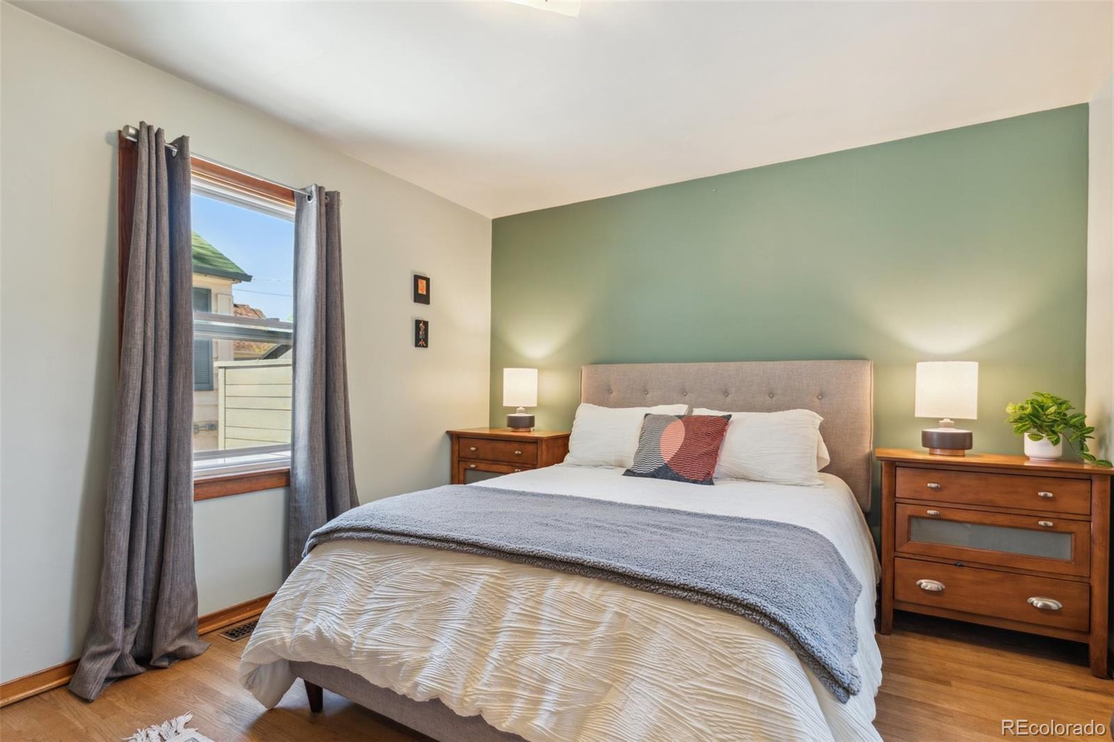 MLS Image #10 for 2430 n tejon street,colorado springs, Colorado