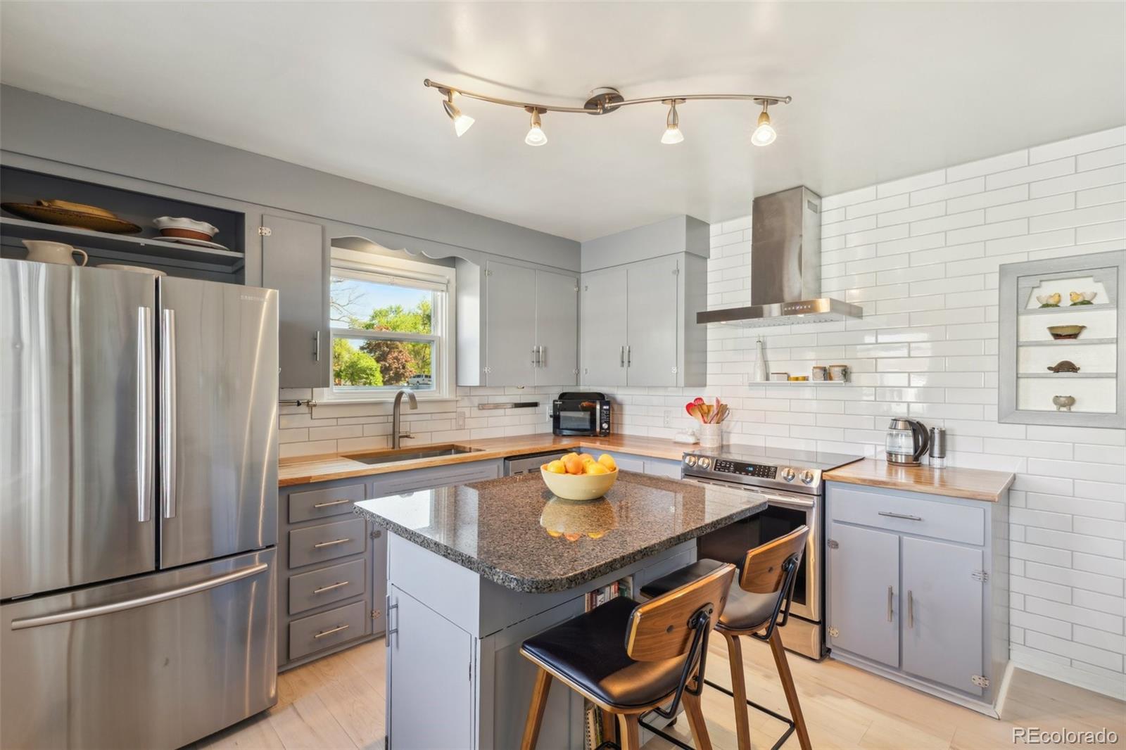 MLS Image #7 for 2430 n tejon street,colorado springs, Colorado