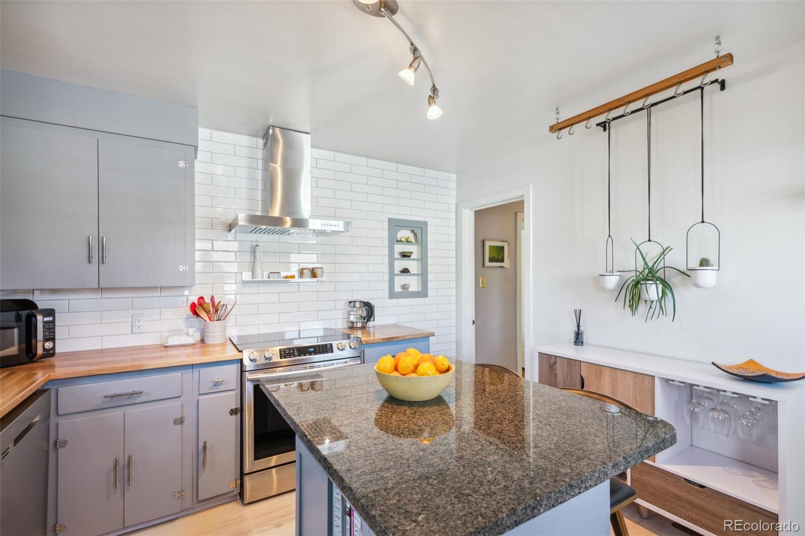 MLS Image #8 for 2430 n tejon street,colorado springs, Colorado