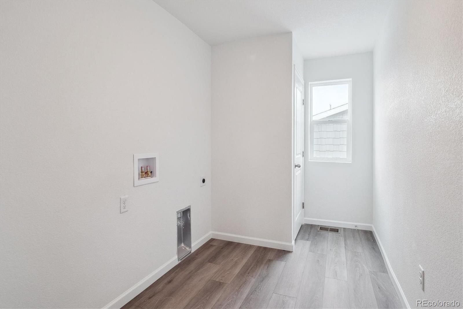 MLS Image #13 for 45922  gentry avenue,bennett, Colorado
