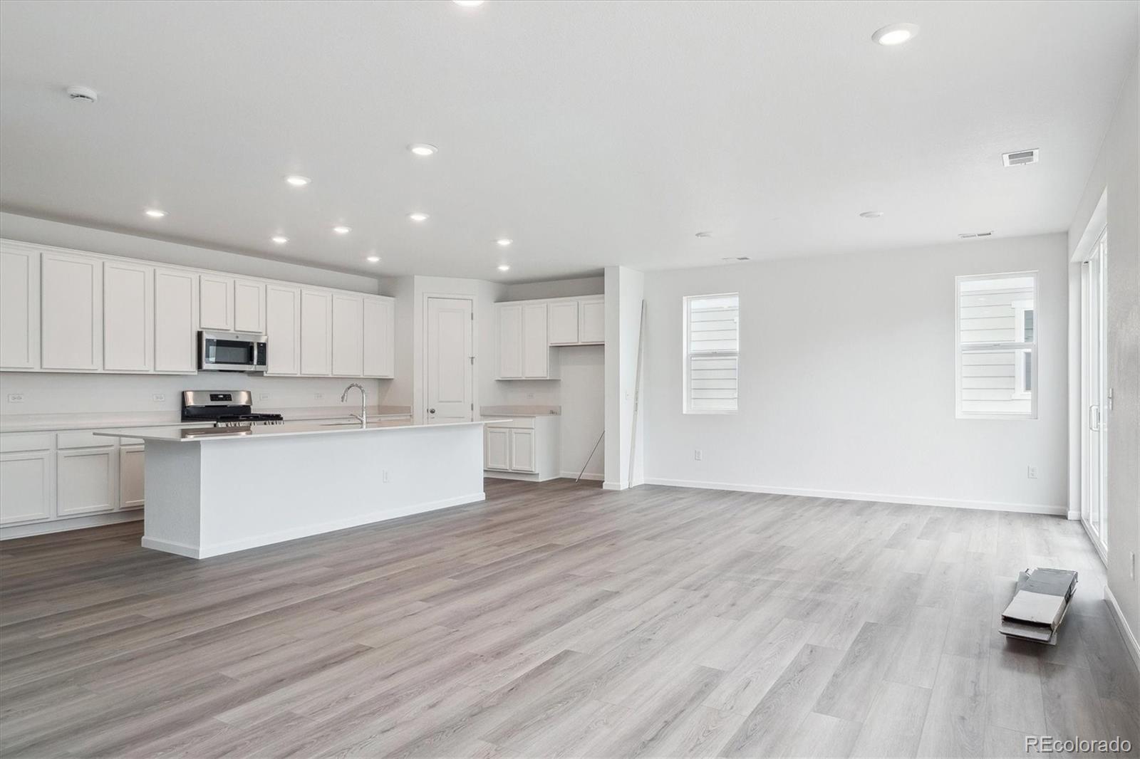 MLS Image #3 for 45922  gentry avenue,bennett, Colorado
