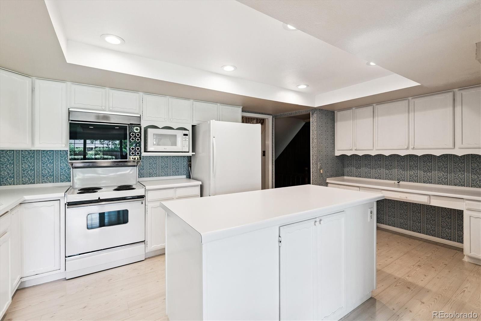 MLS Image #10 for 7129 s marshall street,littleton, Colorado