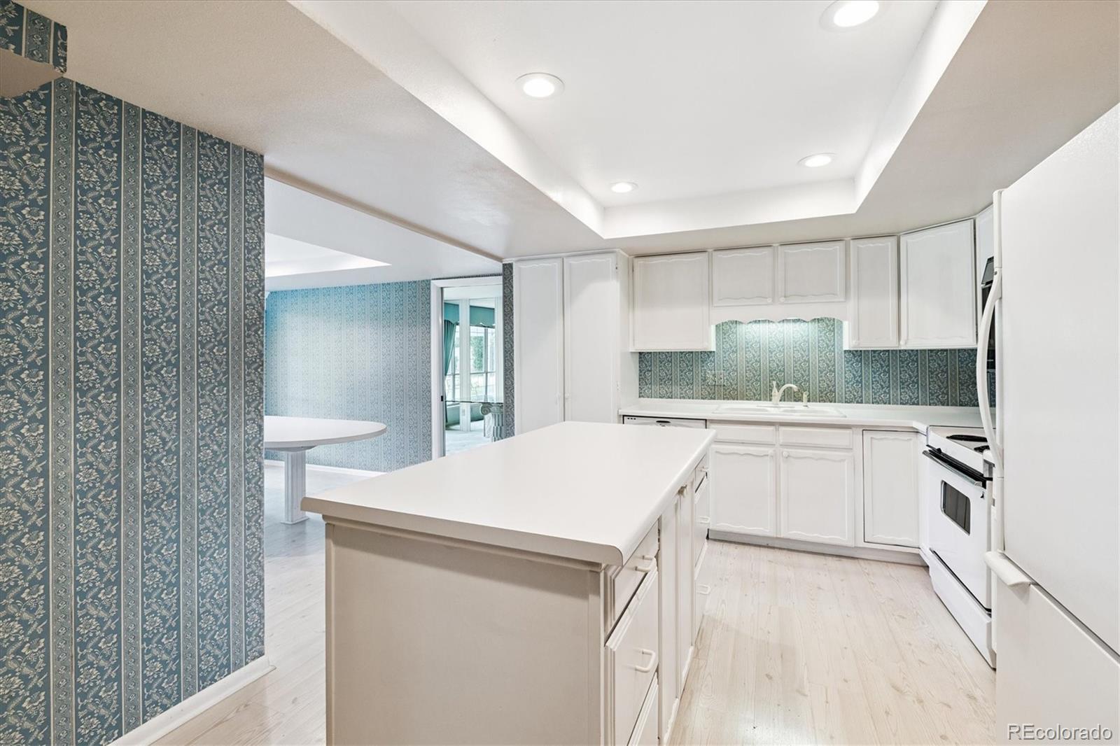 MLS Image #12 for 7129 s marshall street,littleton, Colorado