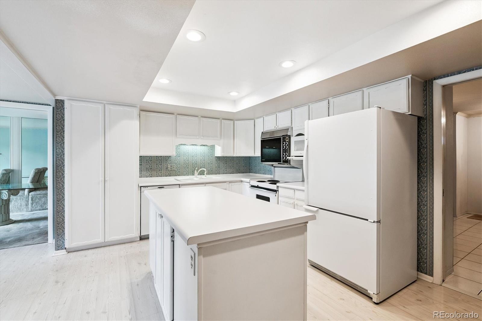 MLS Image #13 for 7129 s marshall street,littleton, Colorado