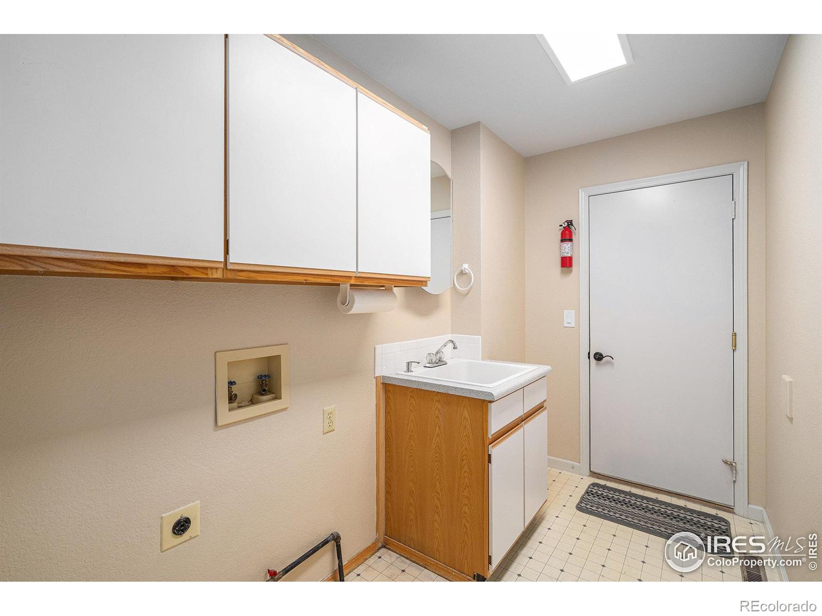 MLS Image #12 for 7902  whitney court,fort collins, Colorado