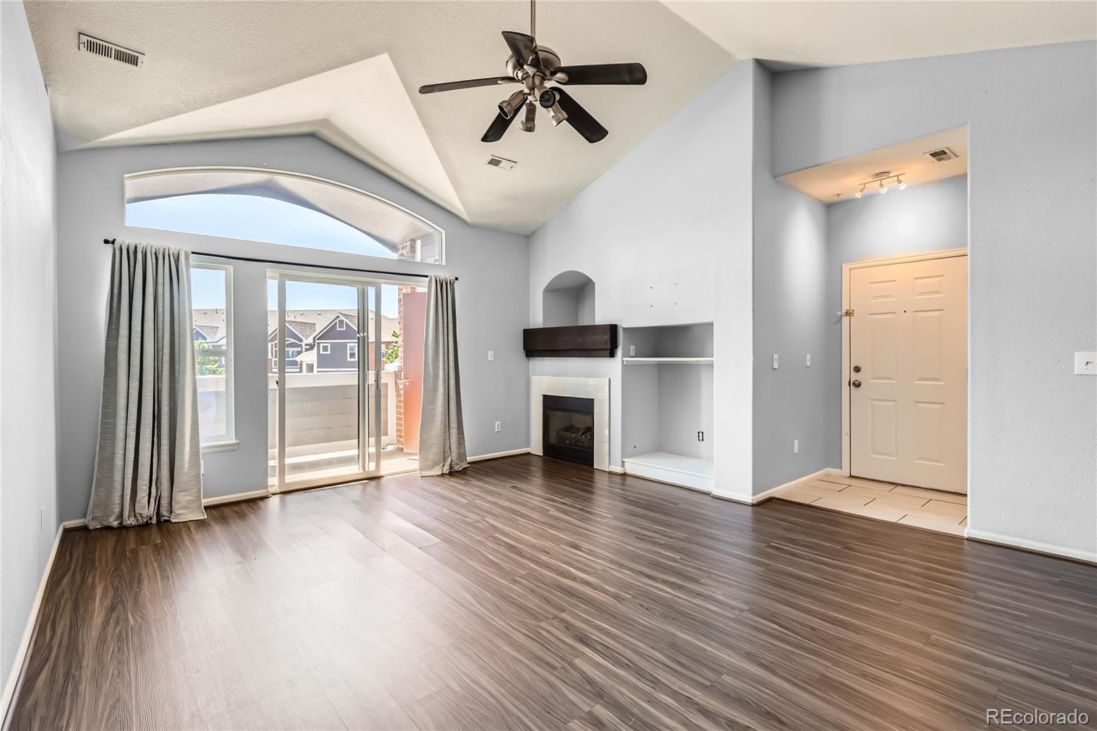 MLS Image #4 for 14251 e 1st drive,aurora, Colorado