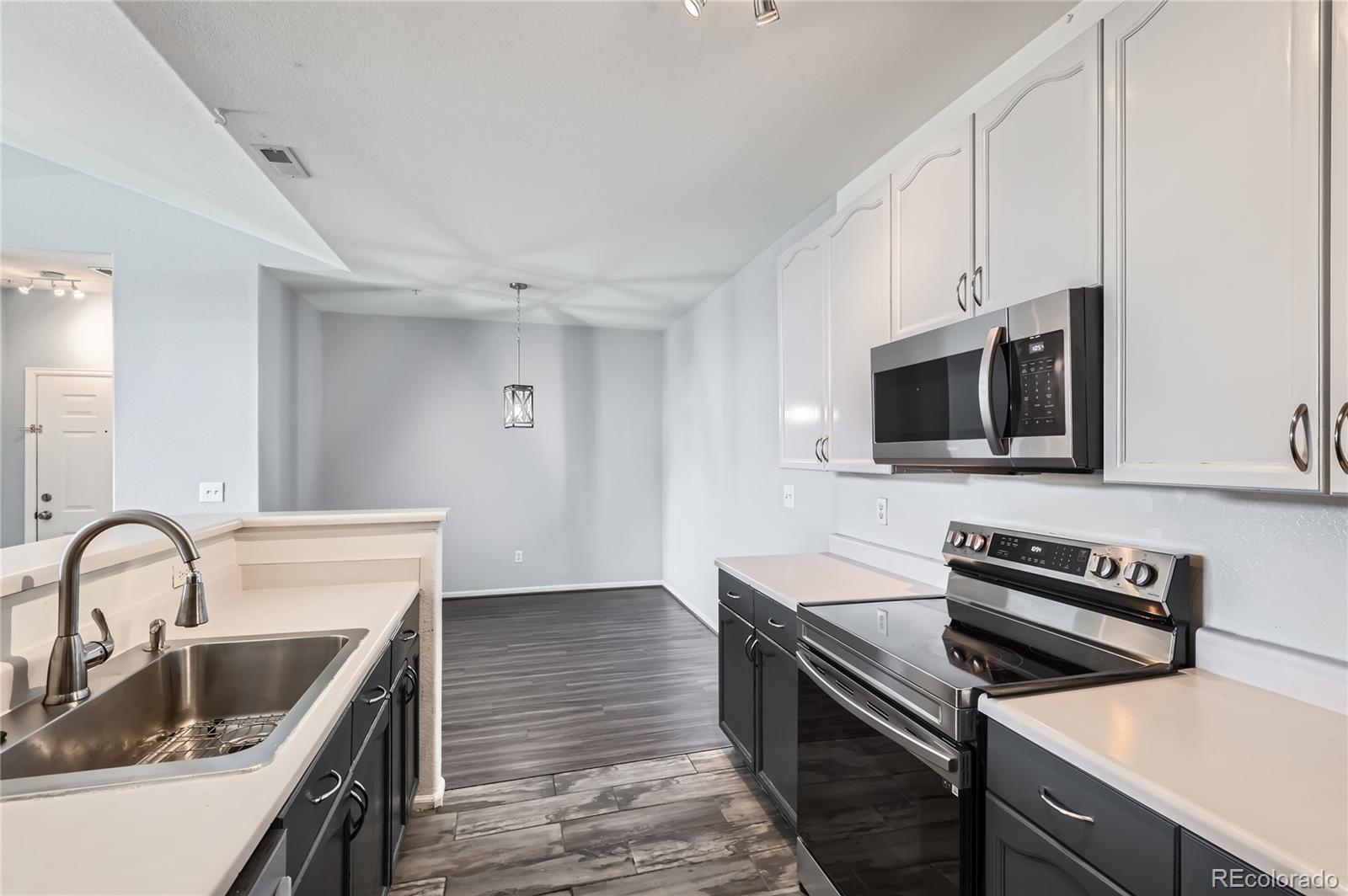 MLS Image #7 for 14251 e 1st drive,aurora, Colorado