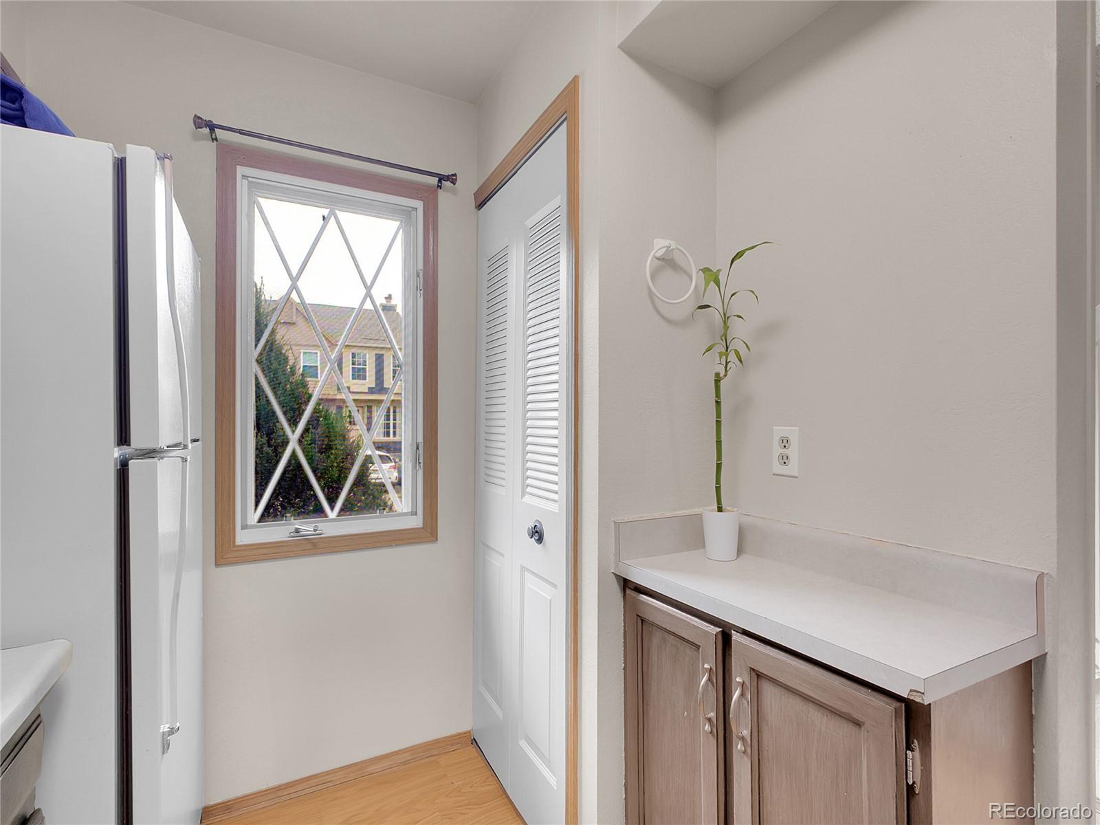 MLS Image #2 for 2627 e nichols circle,centennial, Colorado
