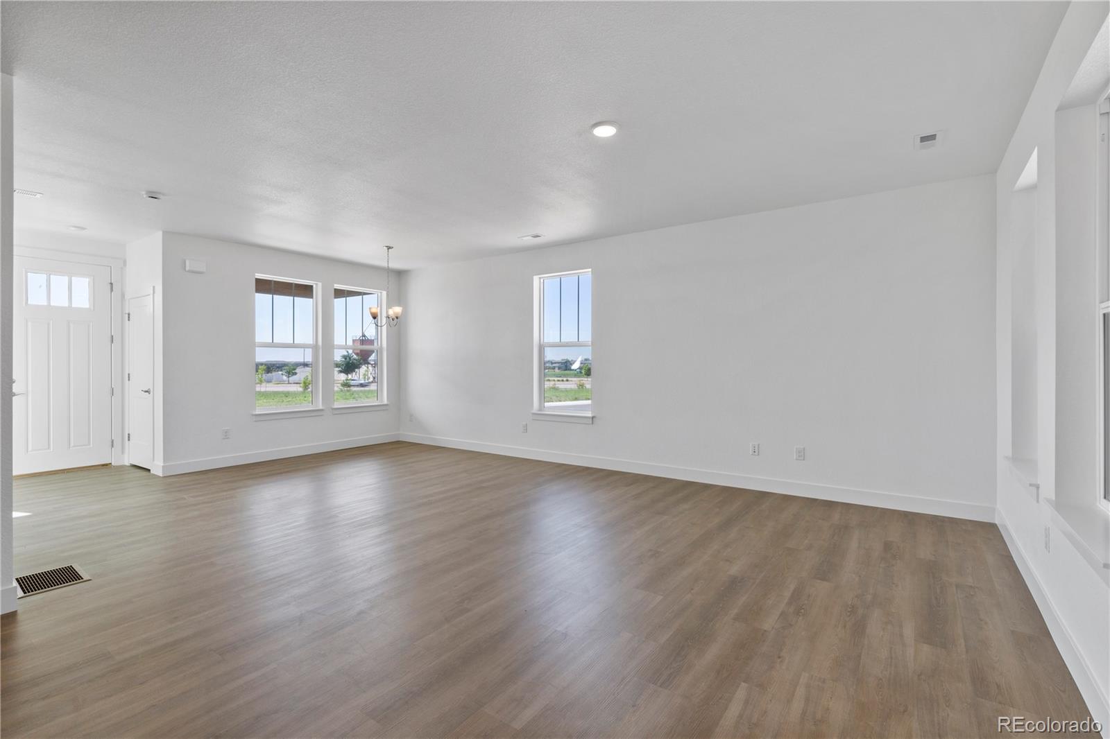 MLS Image #10 for 4523  parkline street,timnath, Colorado