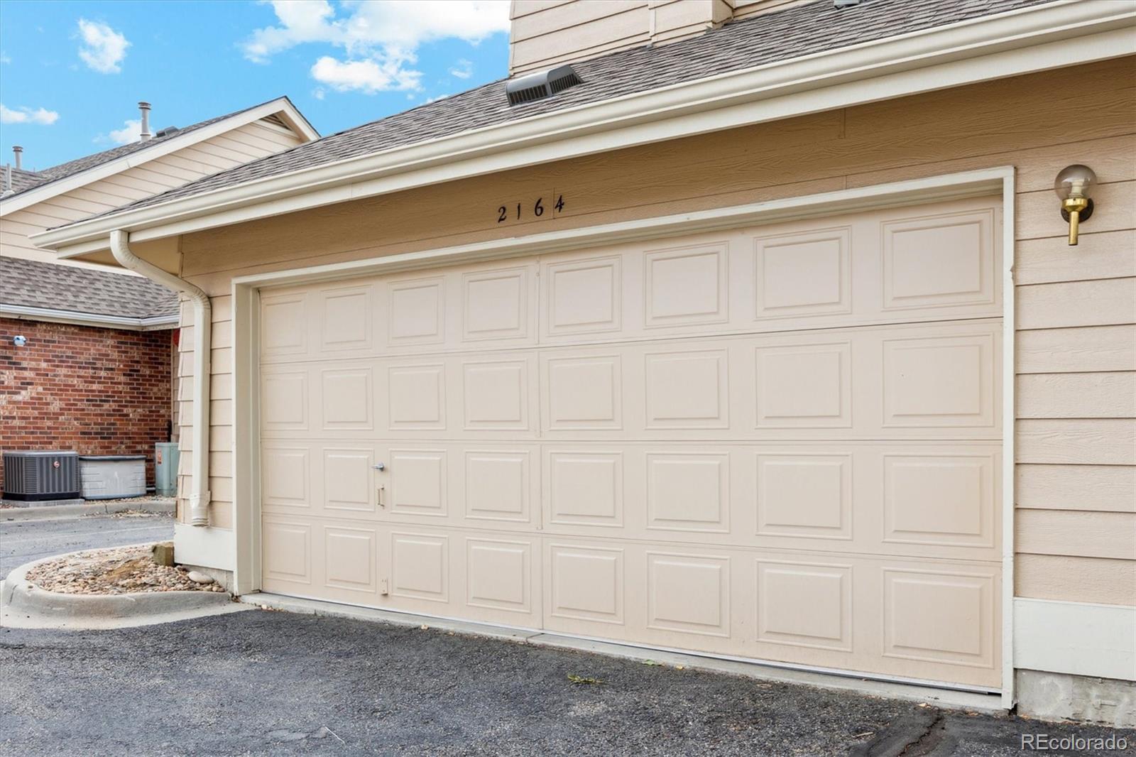 MLS Image #2 for 2164 s troy way,aurora, Colorado