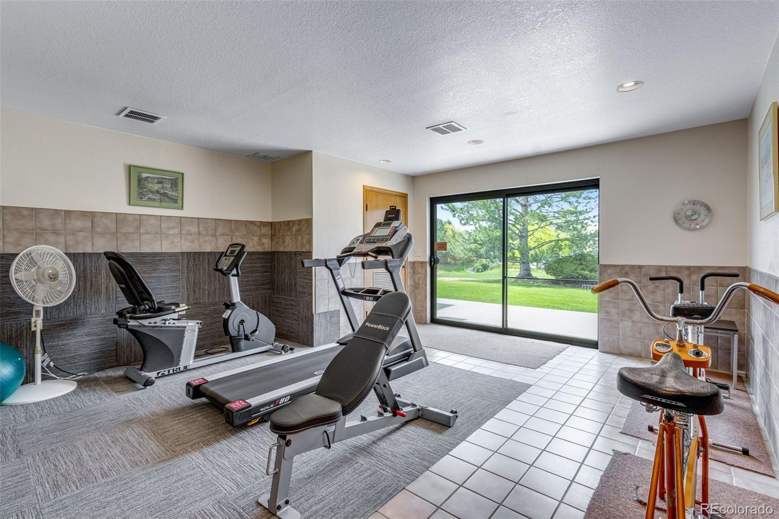 MLS Image #16 for 12565  sheridan boulevard,broomfield, Colorado